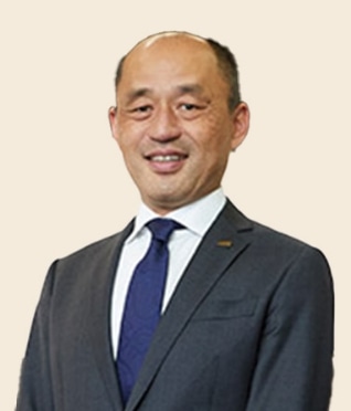 審査員・中島孝徳